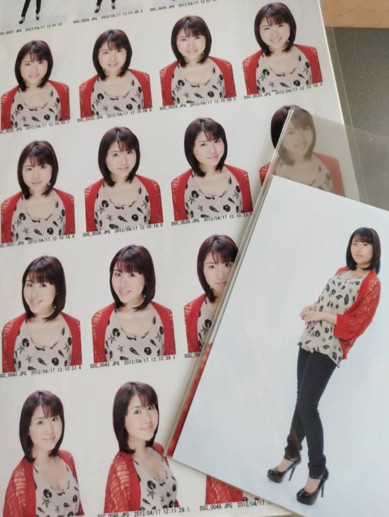 芸能の仕事をしていたときの宣材写真。実際の自分とは異なるイメージで売り込まれていた。